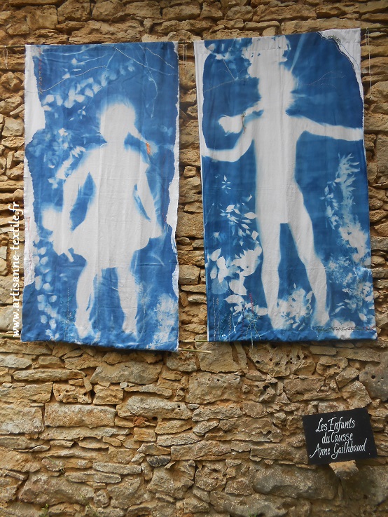 Cyanotype double, in stallation sur le Causse