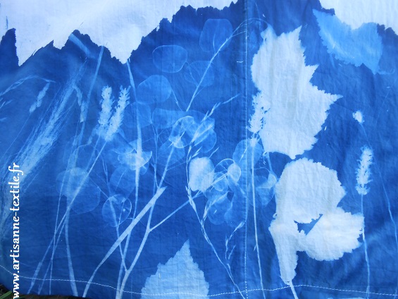 Robe 6: cyanotypes sur tissu