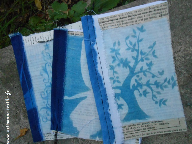 2- Cyanotype détourné, sur tissu , monté en cahier: l'arbre de noël!