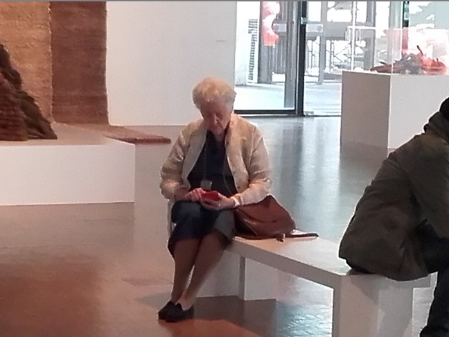 Sheila Hicks à Beaubourg, photo Pierre- Marc Encina