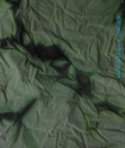 Expériences cyanotype 2, froissage du tissu
